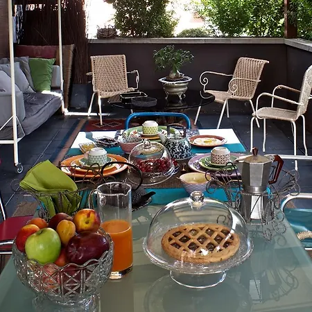 Bed & Breakfast Design 4*