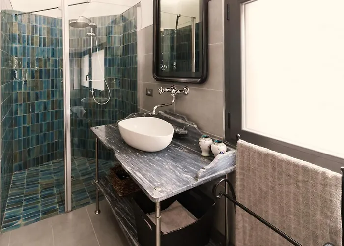 לינה וארוחת בוקר Design