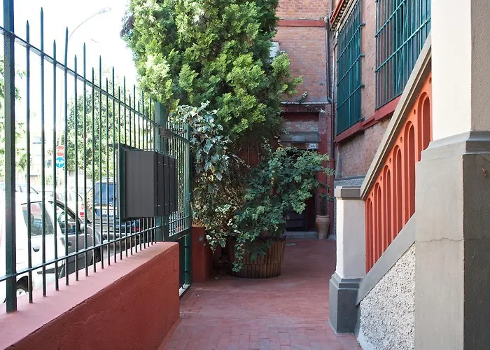 לינה וארוחת בוקר Design