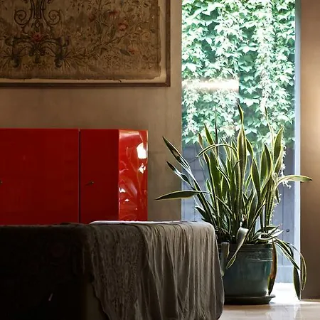 Bed and breakfast Design 4*