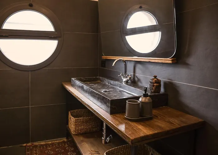 Couette-café Design 4*