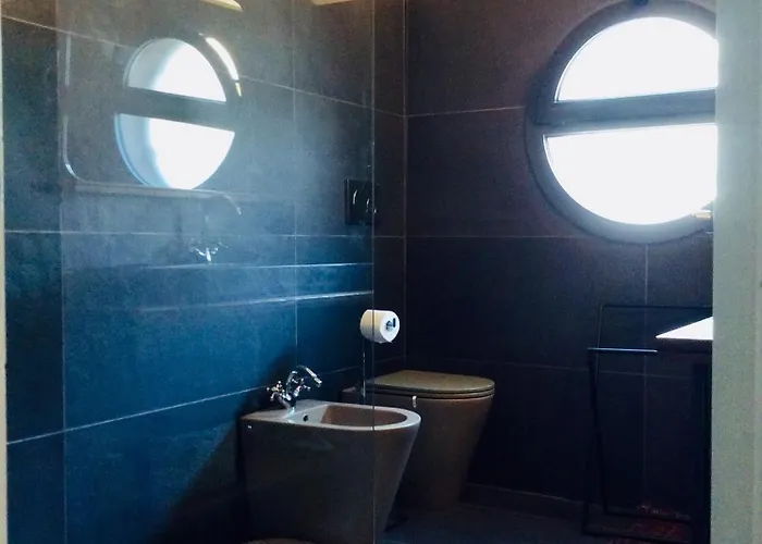 Design לינה וארוחת בוקר בולוניה